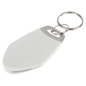 UMA RFID luxe tag wit met metaal en serienummer en met key ring