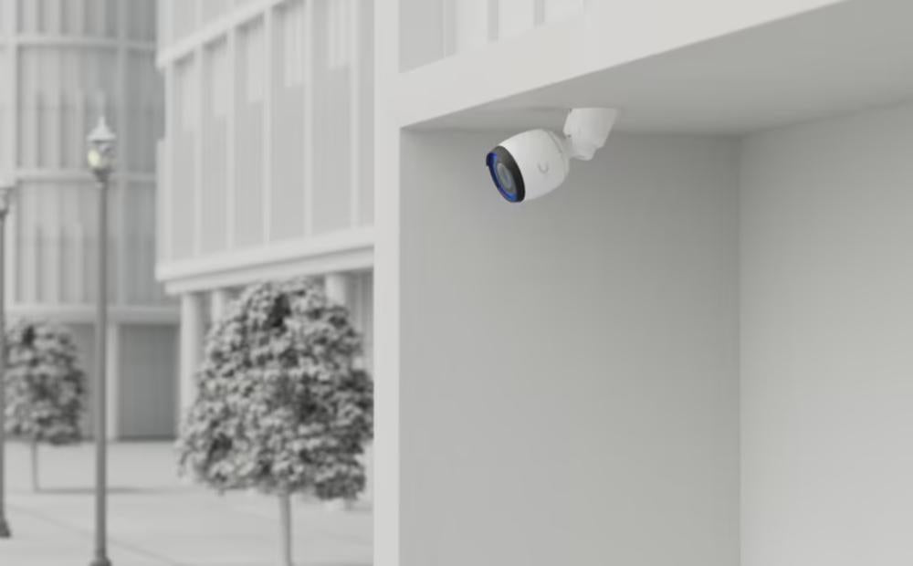 UniFi - Bullet Camera Angled Base (White)