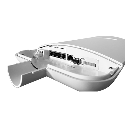 UMA SW0504POE-60-O switch voor buiten met 4 x POE 802.3at/af,  1x UpLink en 1x SFP poort