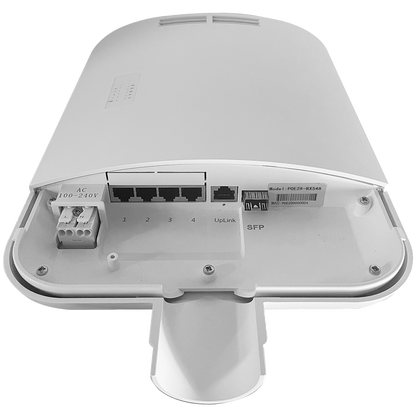 UMA SW0504POE-60-O switch voor buiten met 4 x POE 802.3at/af,  1x UpLink en 1x SFP poort
