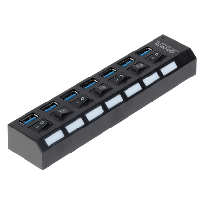 UMA USB-HUB-7 universele 7 poorts USB 3.0 hub / oplader met 7 schakelaars