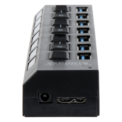 UMA USB-HUB-7 universele 7 poorts USB 3.0 hub / oplader met 7 schakelaars