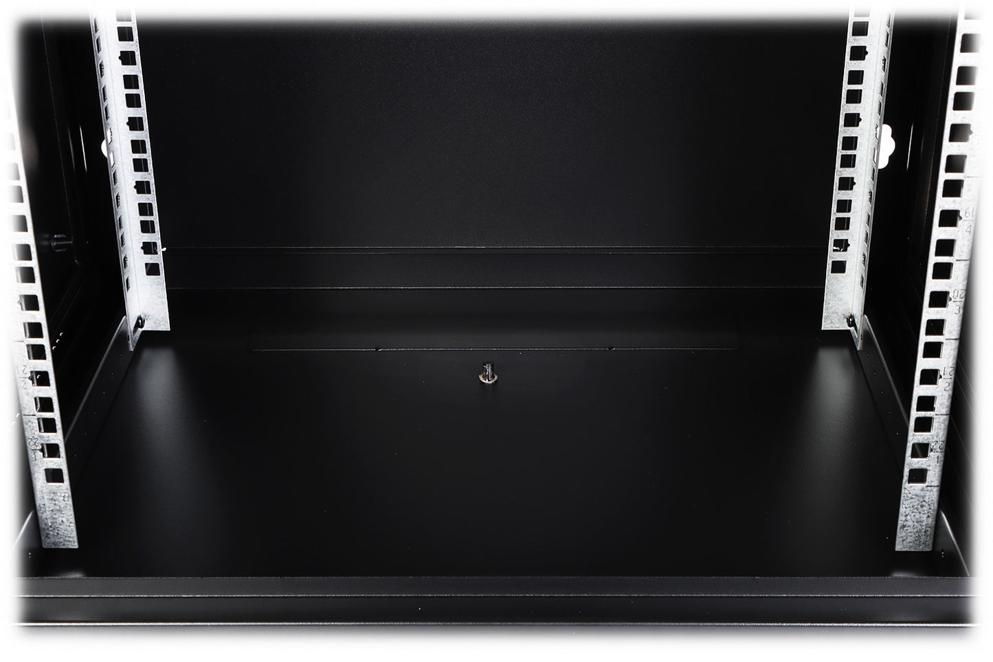 UMA RA19-22U-450 – Patchkast wand - met glazen afsluitbare deur (600x1080x450mm)